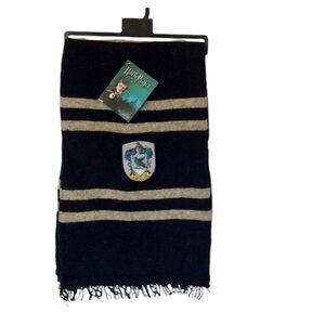 NWT Warner Brothers Harry Potter Ravenclaw Scarf